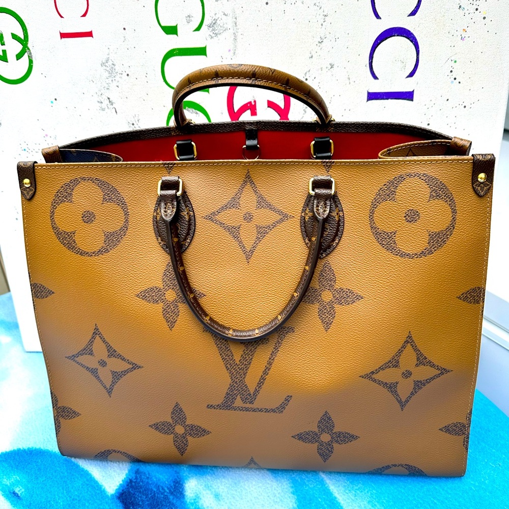 LOUIS VUITTON Monogram GIANT Reverse On The Go GM 🔥🔥🔥